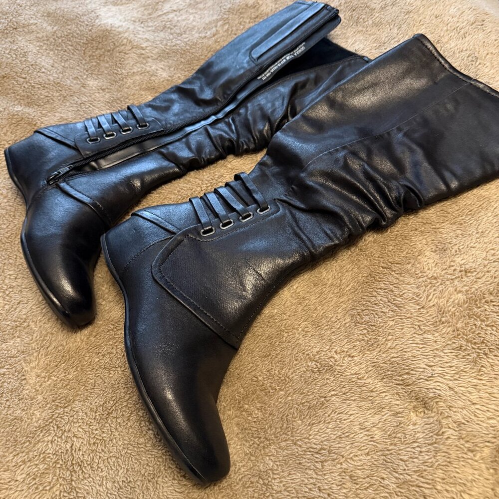 BARETRAPS women's boots 7.5 medium black
